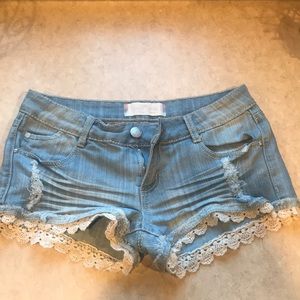 Almost famous jean shorts